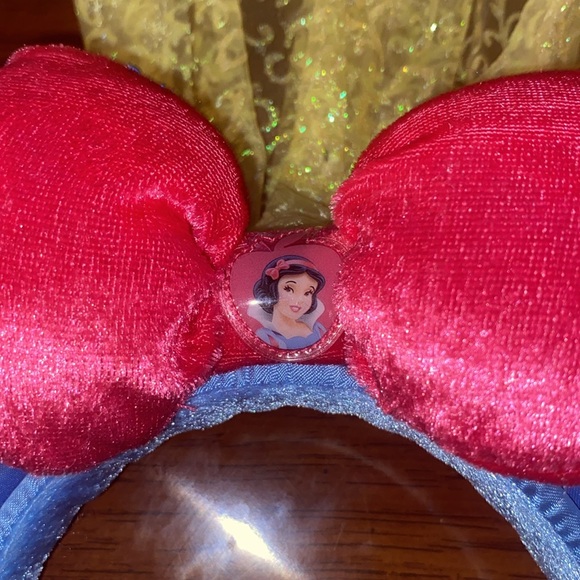 COPY - Disney Parks Snow White Princess Veil Minnie Mouse Ears Plush Headband - Picture 4 of 5